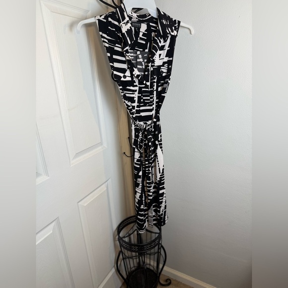 Enfocus Studio Black and White Ruched Sheath Dress - Picture 10 of 10